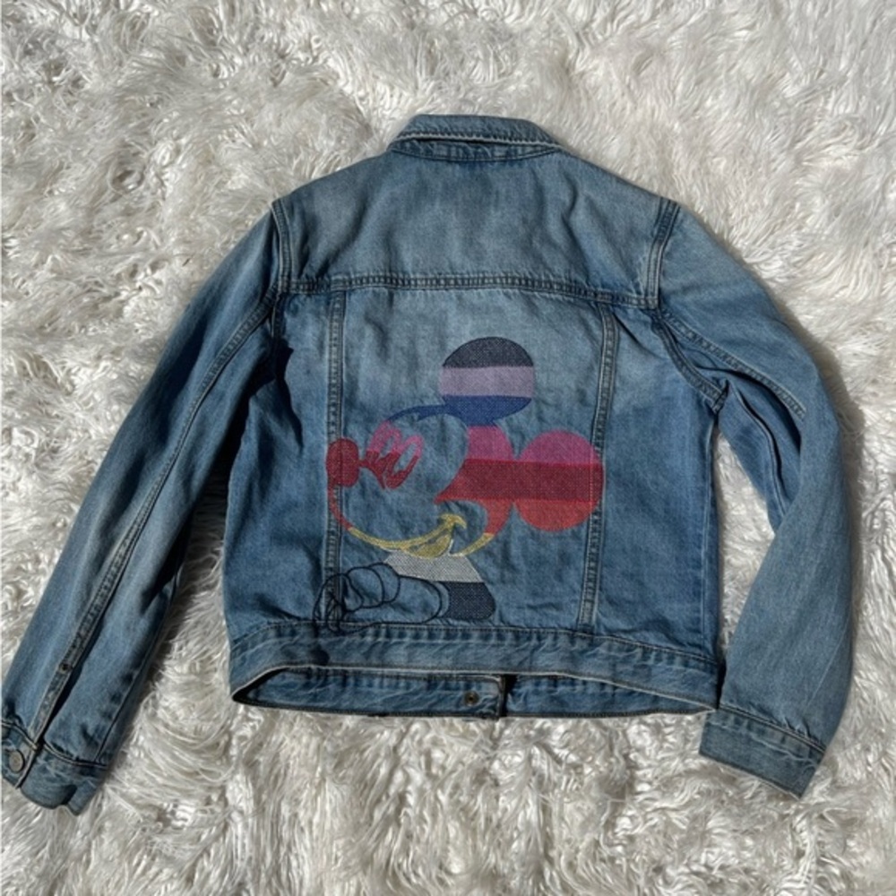 Disney Light Blue Denim Jacket Mickey Mouse embroidery on the back xxl plus